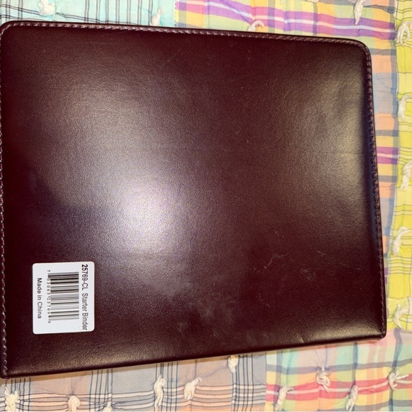 Franklin Covey Starter Binder - Picture 2 of 16